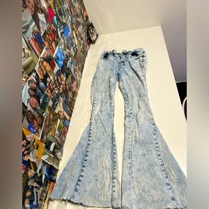 Altar’d State flare jeans 👖 Size XS